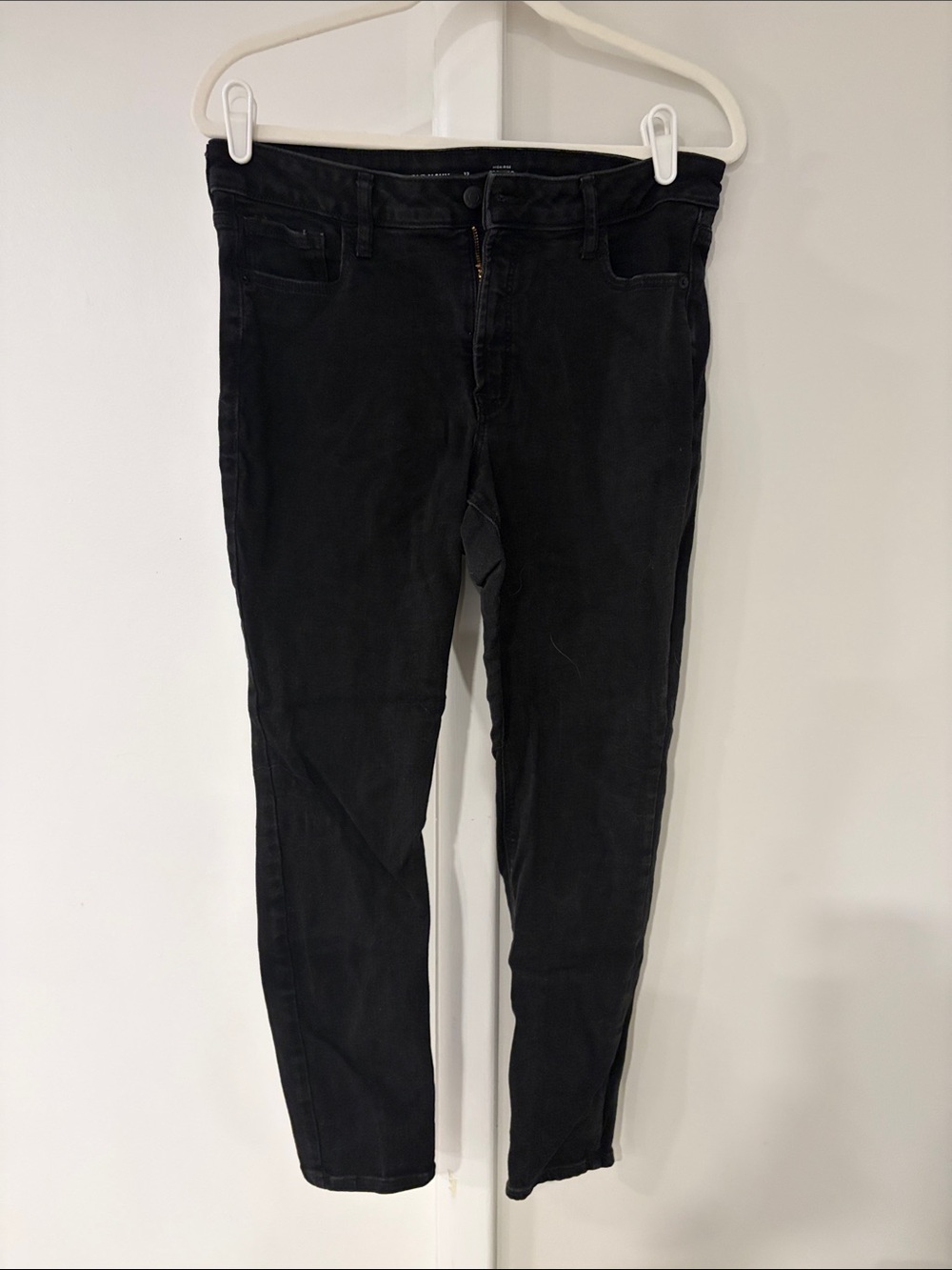Old Navy Black Women's Skinny Jeans - Stretchy Slim Fit